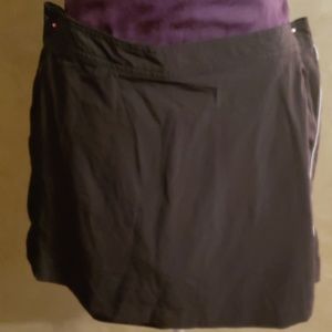 Black s swim skirt underneath size Large